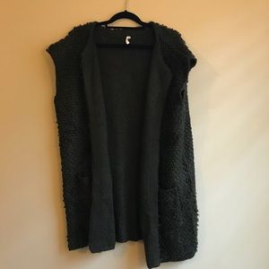 Oversized POL sweater vest Size Large